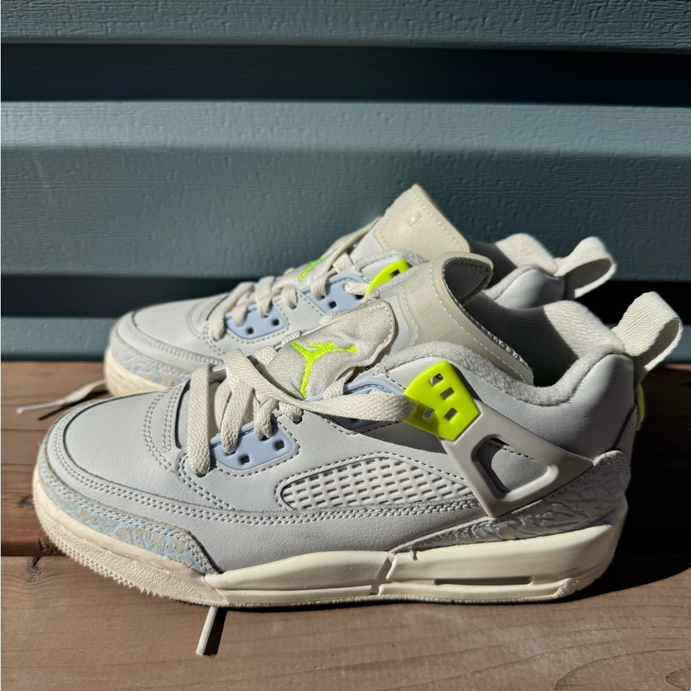 Jordan Kids Sneakers - White and Neon Yellow